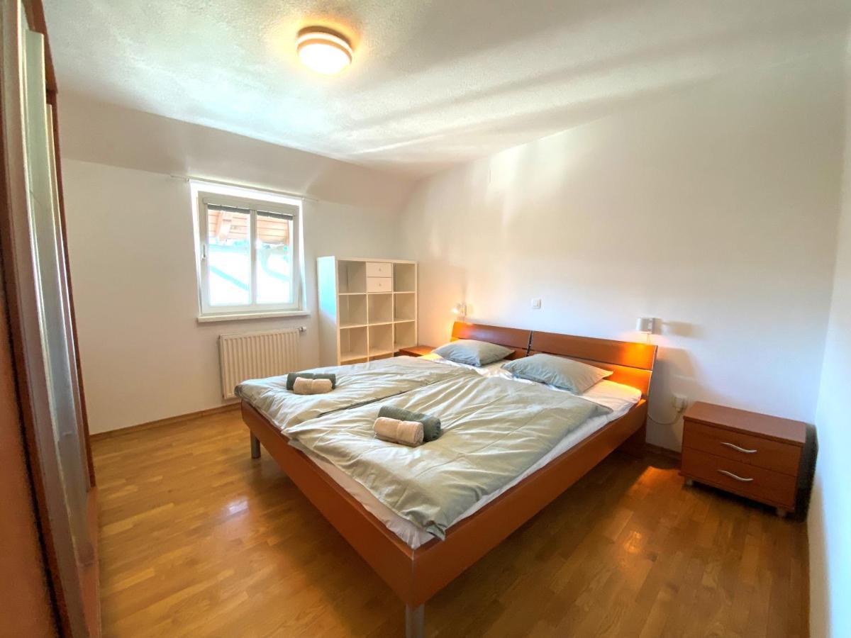Apartment Above Lake Bled Esterno foto